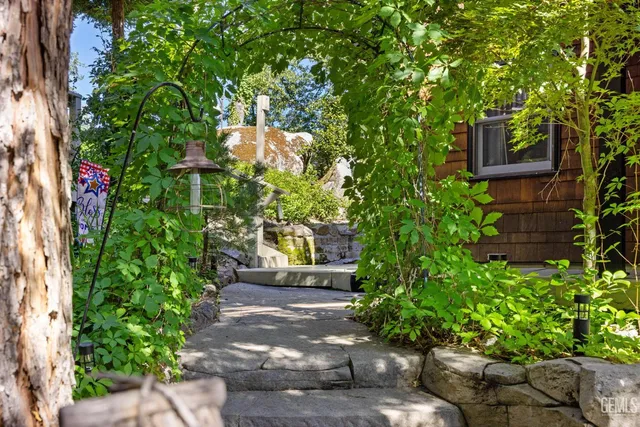 $1,999,900 | Undisclosed Address, Bass Lake, CA 93604