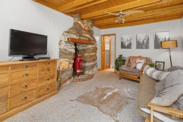 $1,999,900 | Undisclosed Address, Bass Lake, CA 93604