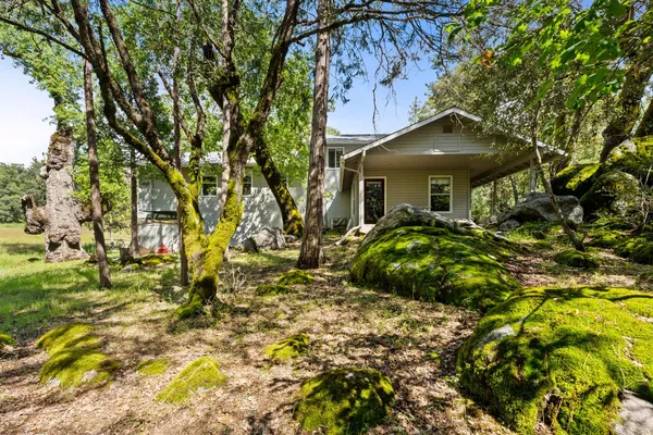 $690,000 | 36556 Mudge Ranch Road, Coarsegold, CA 93614