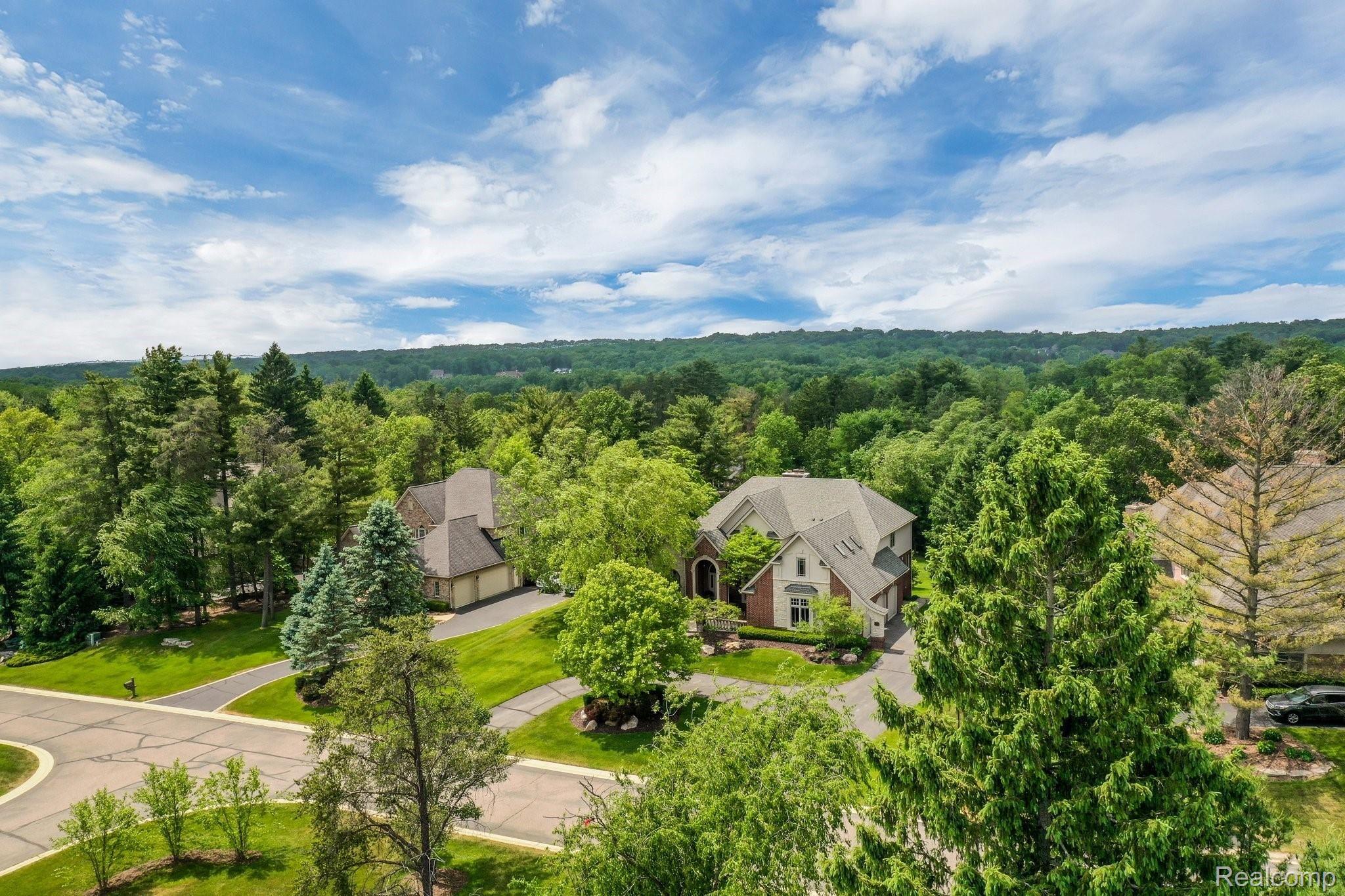 7256 Forest Way Drive Brighton, MI 48116 - Photo 3 of 42 Beautiful landscape on and around the home