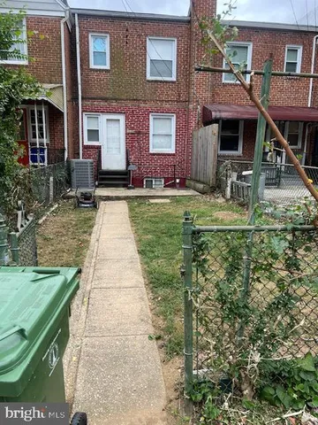 $1,950 | 4352 Eldone Road, Baltimore, MD 21229