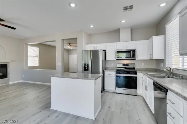 $2,275 | 10928 Sutter Hills Avenue, Las Vegas, NV 89144