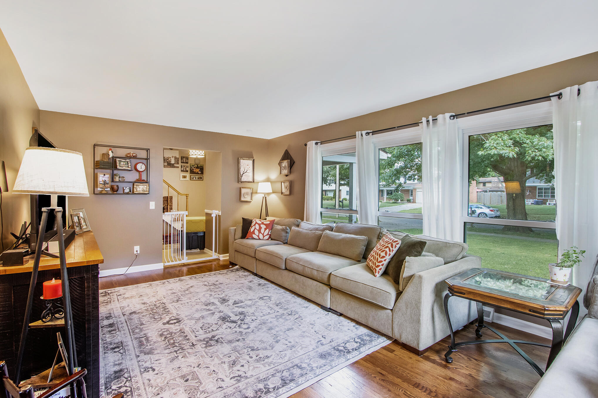 819 Northampton Road Kalamazoo, MI 49006 - Photo 3 of 27 819Northhampton_21