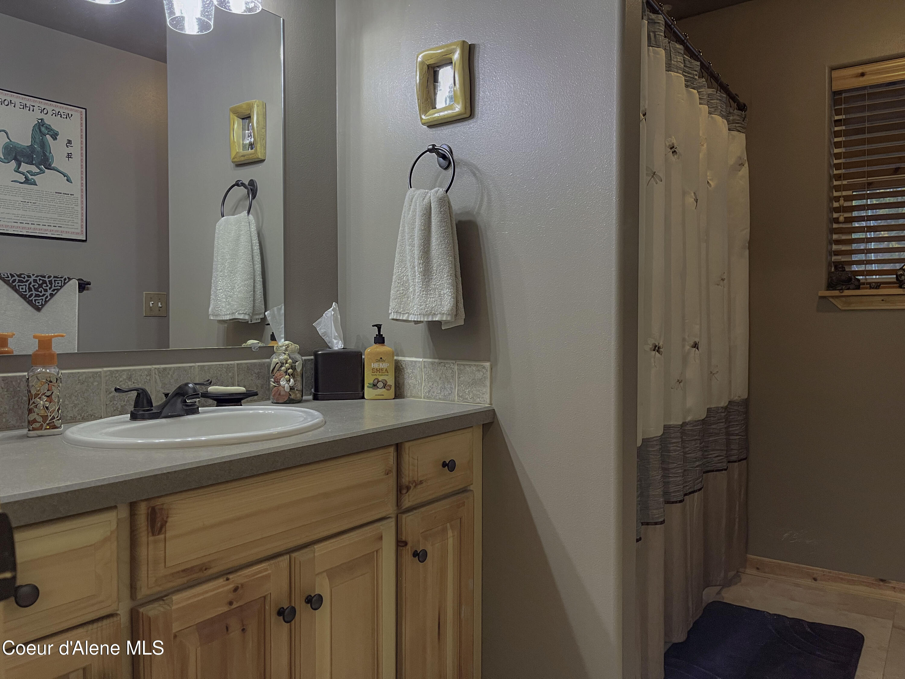 314 Overlake View Road Cocolalla, ID 83813 - Photo 14 of 52 bathmainfloor