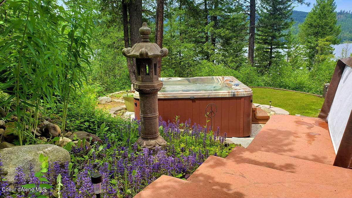 314 Overlake View Road Cocolalla, ID 83813 - Photo 6 of 52 hot tub overlooking lake