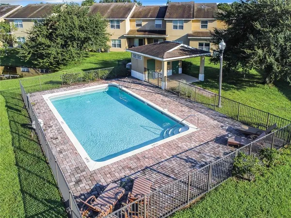 $1,950 | 1744 Barton Towne Circle, St. Cloud, FL 34769