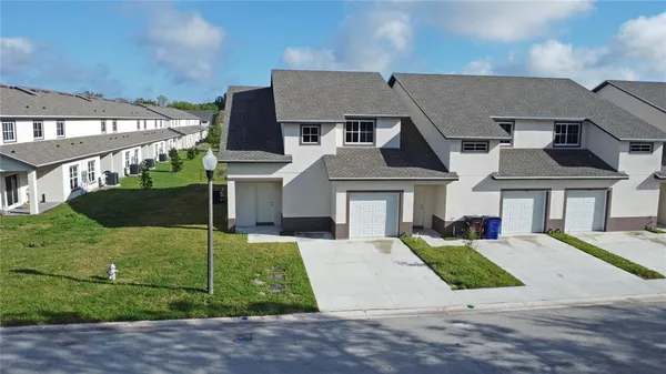 $1,950 | 1744 Barton Towne Circle, St. Cloud, FL 34769