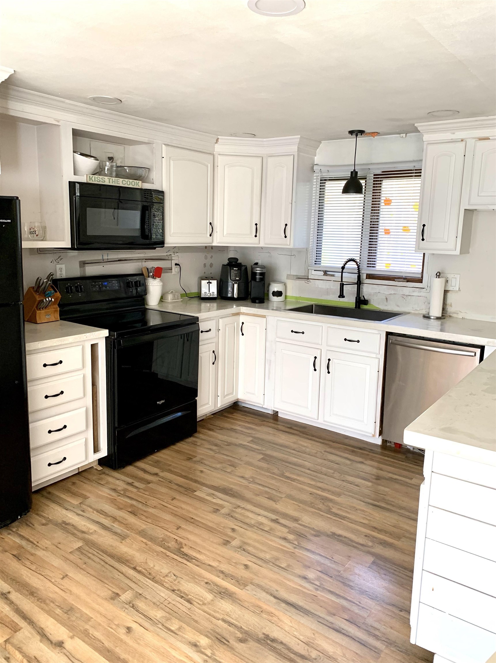 226 Dutile Road Belmont, NH 03220 - Photo 2 of 27
