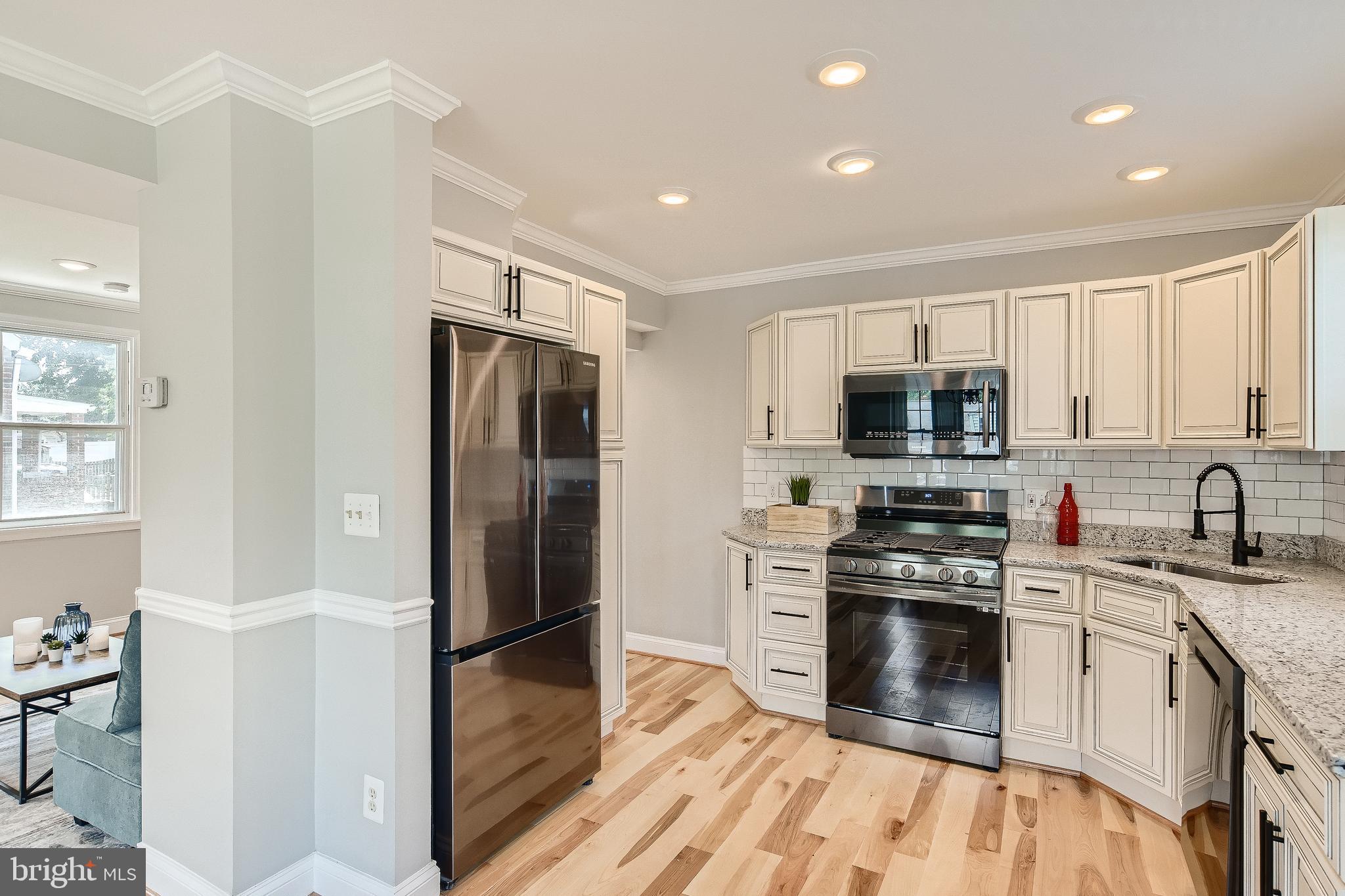 212 Linhigh Avenue Nottingham, MD 21236 - Photo 8 of 28 Gallery Image 8