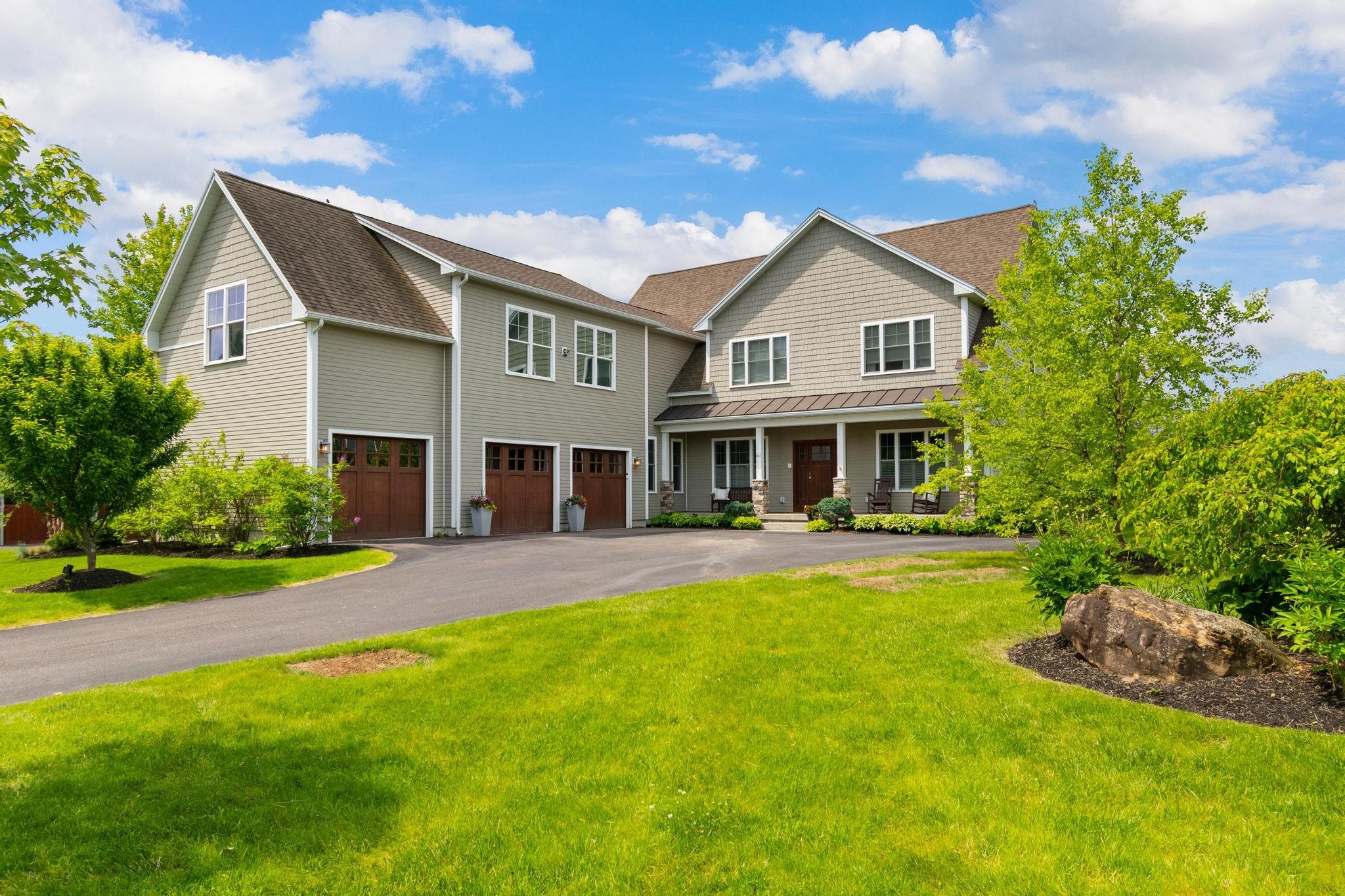 451 Golf Course Road South Burlington, VT 05403 - Photo 1 of 60 Gallery Image 1