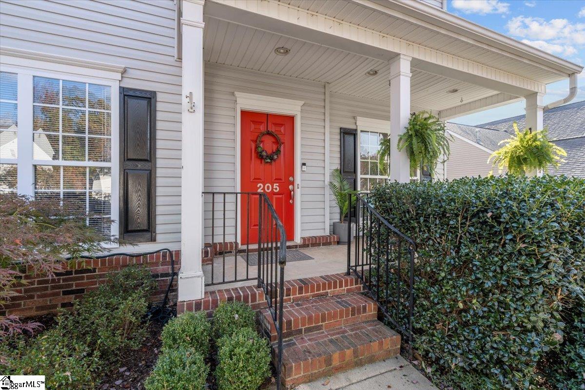 205 Woodvine Way Mauldin, SC 29662 - Photo 2 of 36 Gallery Image 2