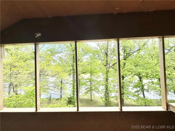 $164,000 | 624 Lake Placid Road, Stover, MO 65078