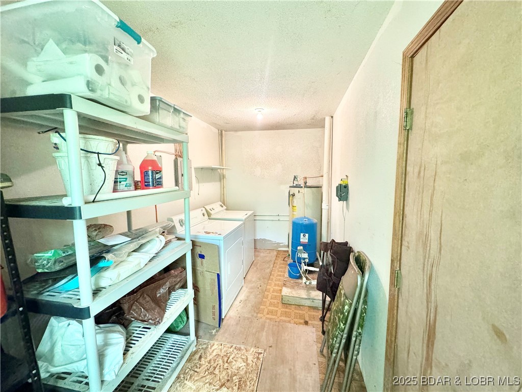 624 Lake Placid Road Stover, MO 65078 - Photo 19 of 48 Nice size laundry room
