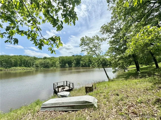 $164,000 | 624 Lake Placid Road, Stover, MO 65078