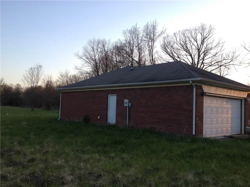 7154 Ellis Lake Road Paragon, IN 46166 - Photo 2 of 8