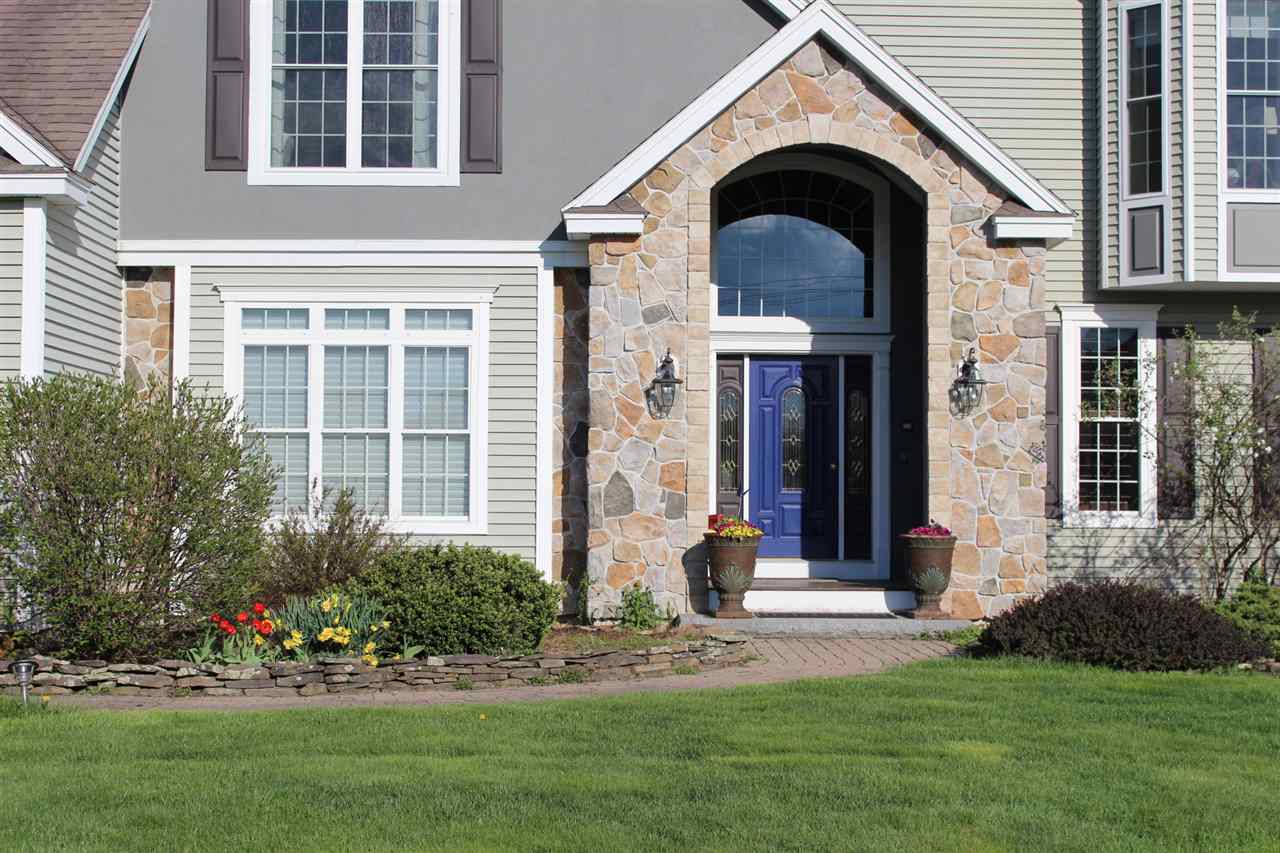 12 Spruce Lane Stratham, NH 03885 - Photo 3 of 40 Gallery Image 3