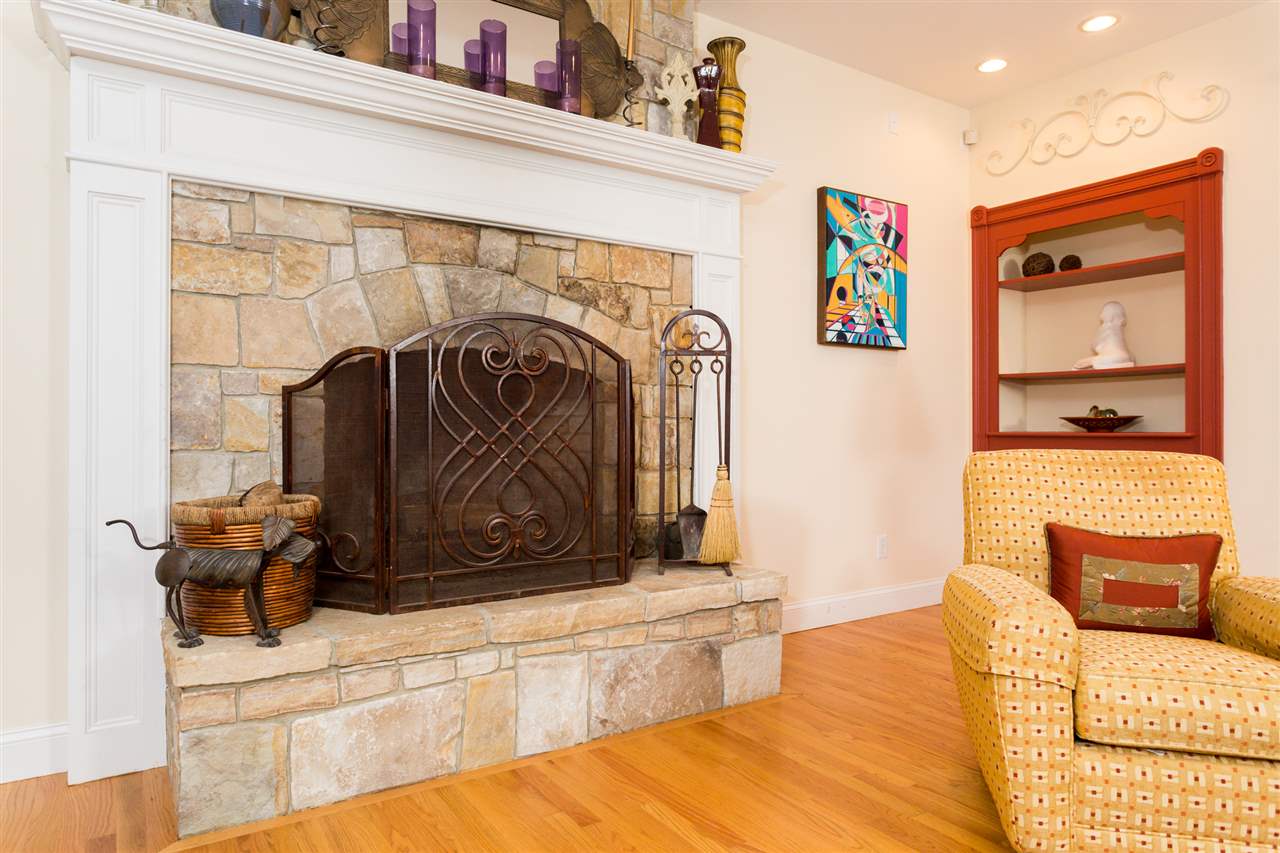 12 Spruce Lane Stratham, NH 03885 - Photo 10 of 40 Gallery Image 10