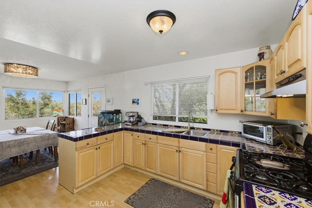 2715 Brockton Avenue Riverside, CA 92501 - Photo 29 of 67