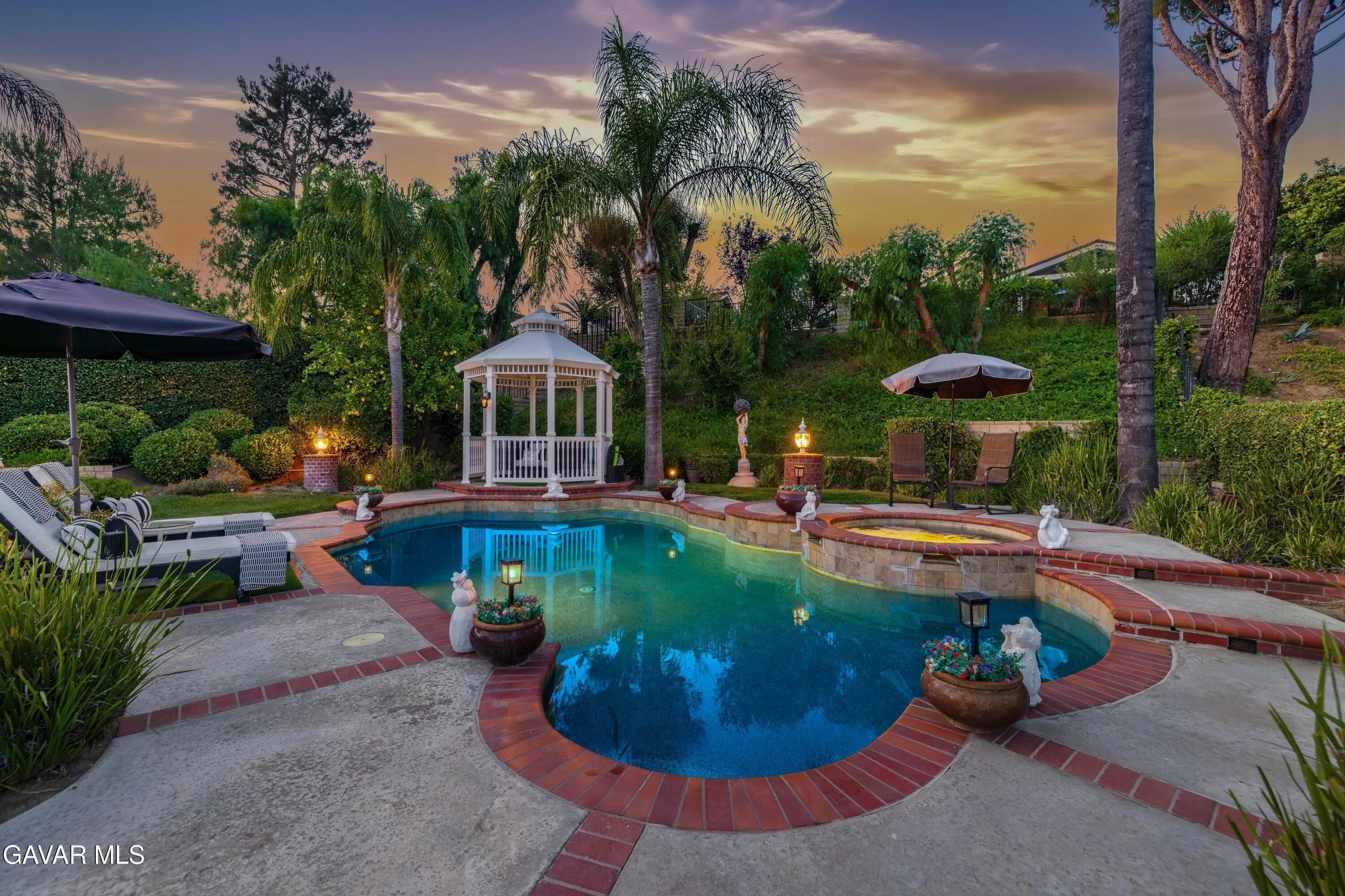 22029 Rodeffer Place Santa Clarita, CA 91350 - Photo 47 of 53 22029 Rodeffer Pl-55