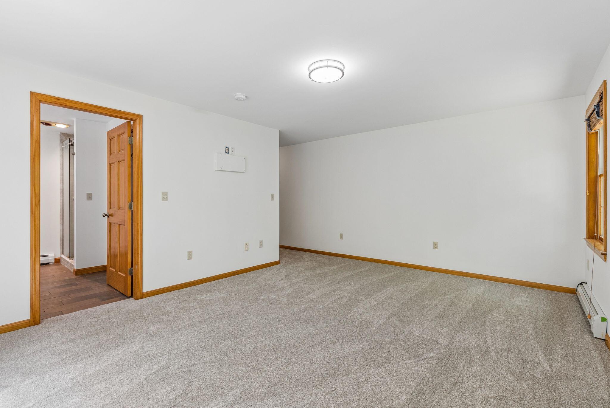 8 Whitney Way Topsham, ME 04086 - Photo 20 of 46 8 Whitney 37_DSC04709