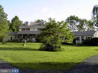 2240 Broadmoor Road Pottstown, PA 19464 - Photo 1 of 5 Gallery Image 1