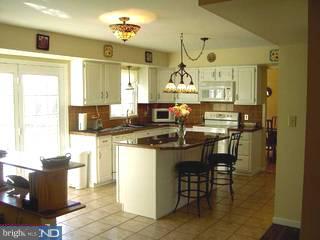 2240 Broadmoor Road Pottstown, PA 19464 - Photo 3 of 5 Gallery Image 3