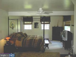 2240 Broadmoor Road Pottstown, PA 19464 - Photo 5 of 5 Gallery Image 5