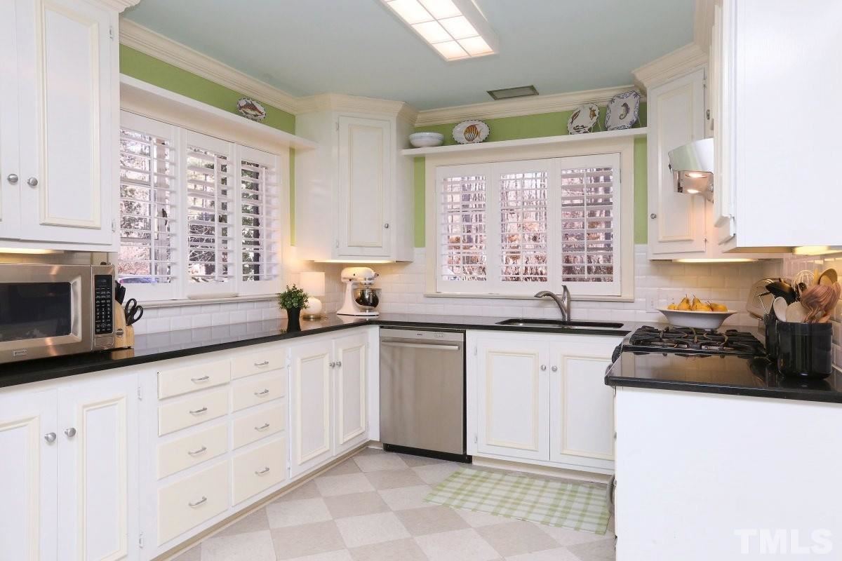3630 Hope Valley Road Durham, NC 27707 - Photo 9 of 25 Gallery Image 9