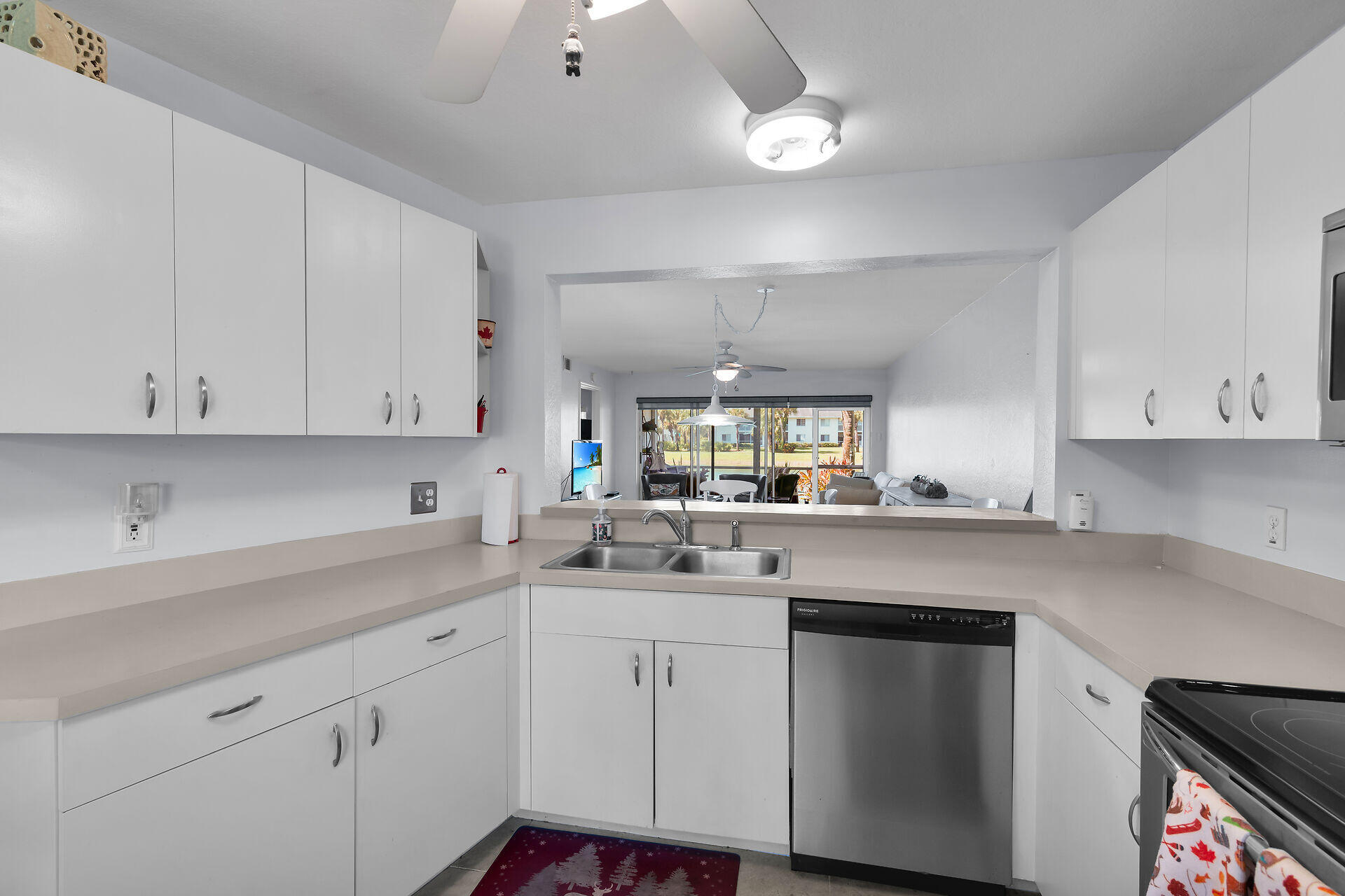 409 Gabriel Circle, Unit 2207 Naples, FL 34104 - Photo 7 of 25 Kitchen1