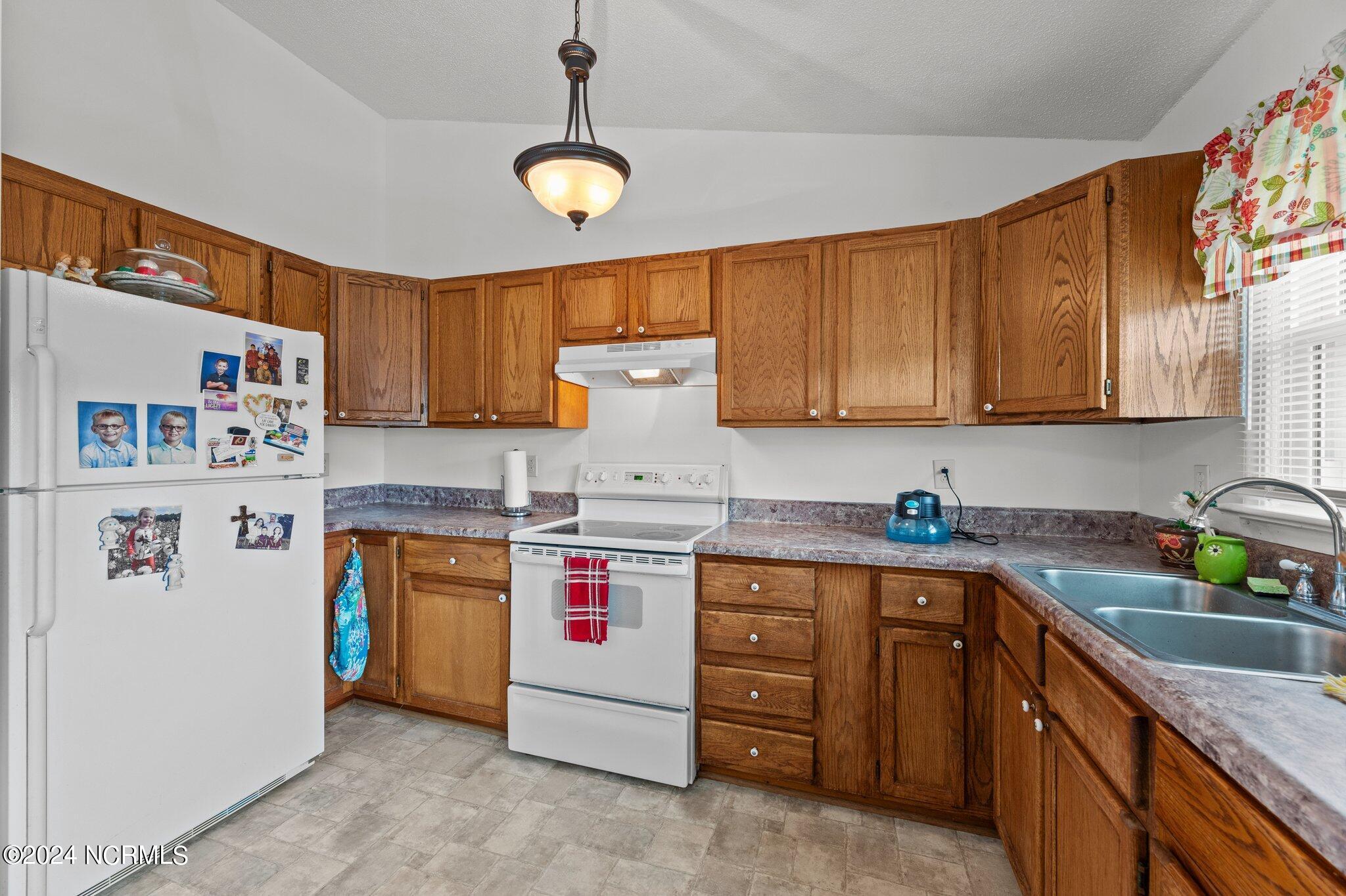 3398 Alvin Road Grimesland, NC 27837 - Photo 9 of 52 KITCHEN