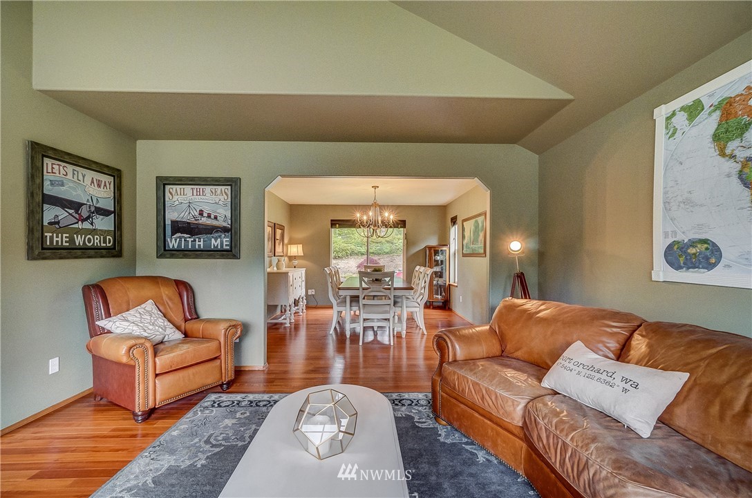 1978 Southwest Wildwood Road Port Orchard, WA 98367 - Photo 5 of 25 Gallery Image 5