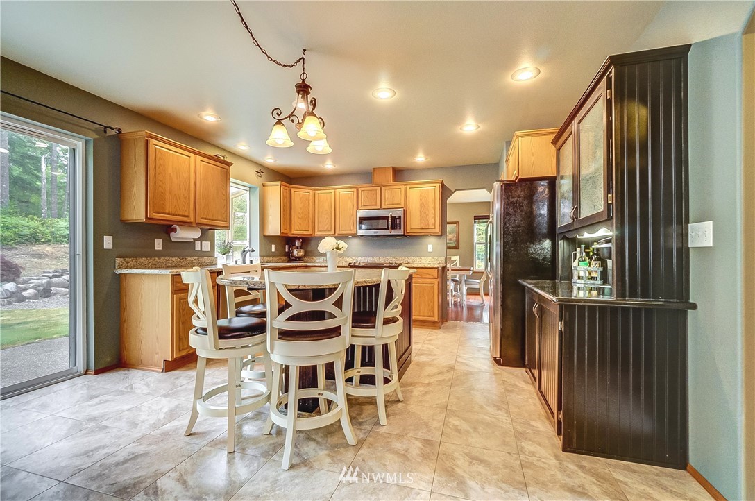 1978 Southwest Wildwood Road Port Orchard, WA 98367 - Photo 9 of 25 Gallery Image 9