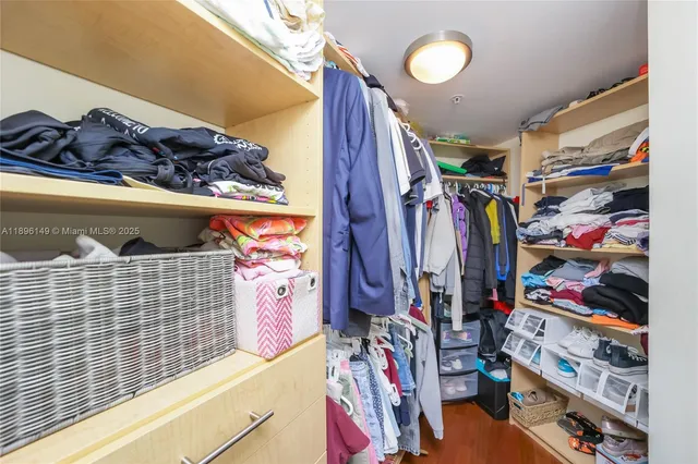 a bathroom with sink and a mirror