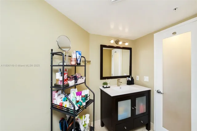 a picture of city view