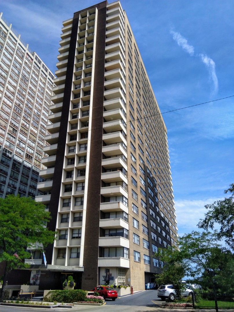6157 North Sheridan Road, Unit 20L Chicago, IL 60660 - Photo 1 of 15