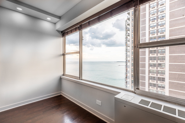 6157 North Sheridan Road, Unit 20L Chicago, IL 60660 - Photo 8 of 15