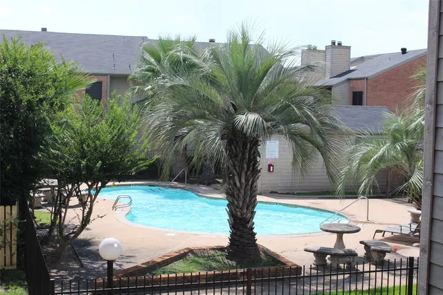 $925 | 16111 Aspenglenn Drive, Unit 609, Houston, TX 77084