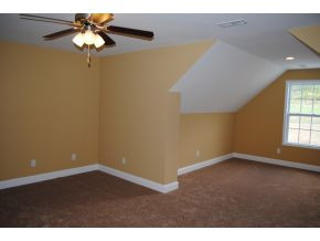 2413 Edinburgh Channel Road Kingsport, TN 37664 - Photo 20 of 23 Photo 21