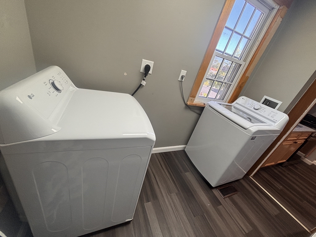 4 Crown Street, Unit 1 Worcester, MA 01609 - Photo 22 of 24 Gallery Image 22