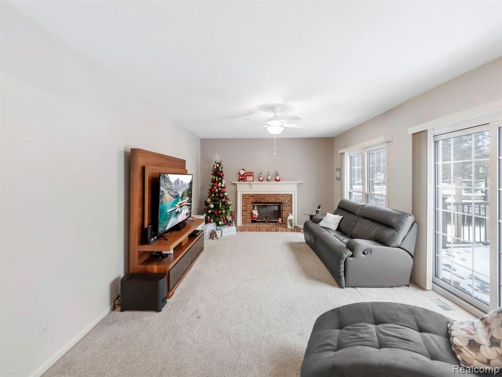 1748 Grandview Drive Rochester Hills, MI 48306 - Photo 13 of 48