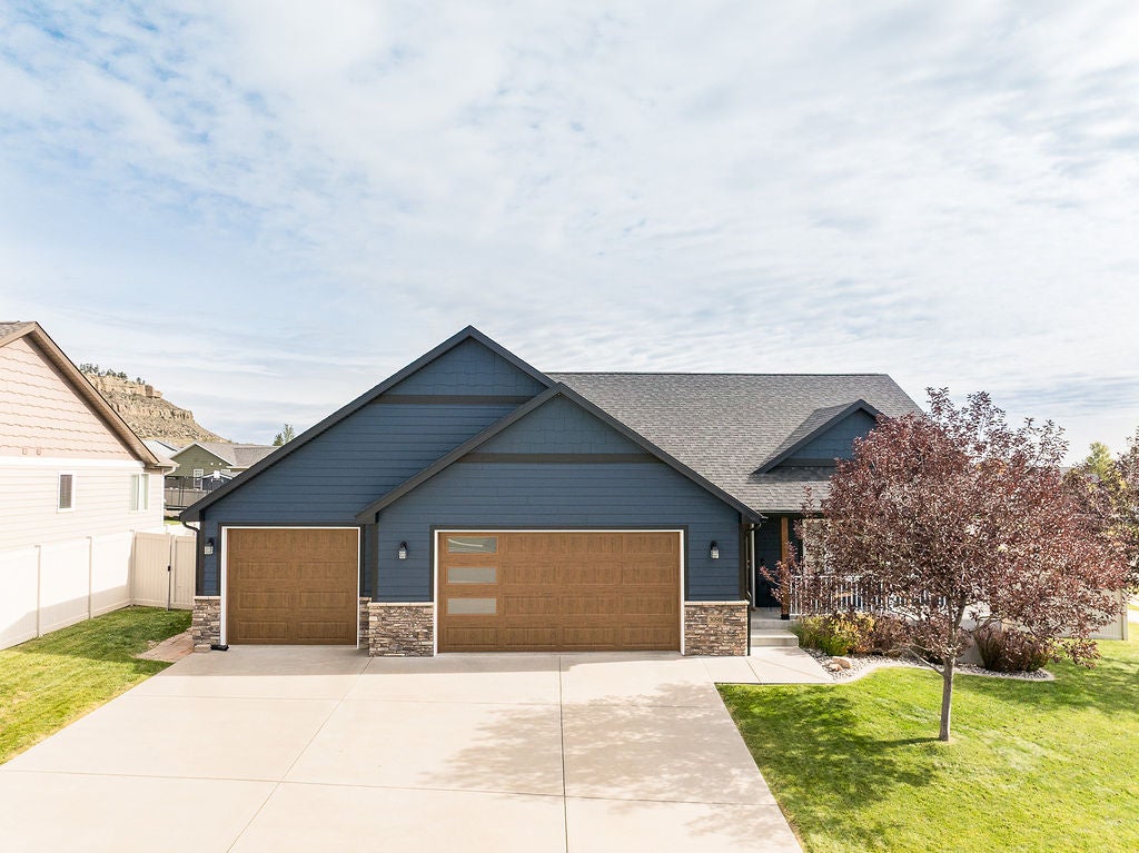 3098 West Copper Ridge Loop Billings, MT 59106 - Photo 1 of 17 Gallery Image 1