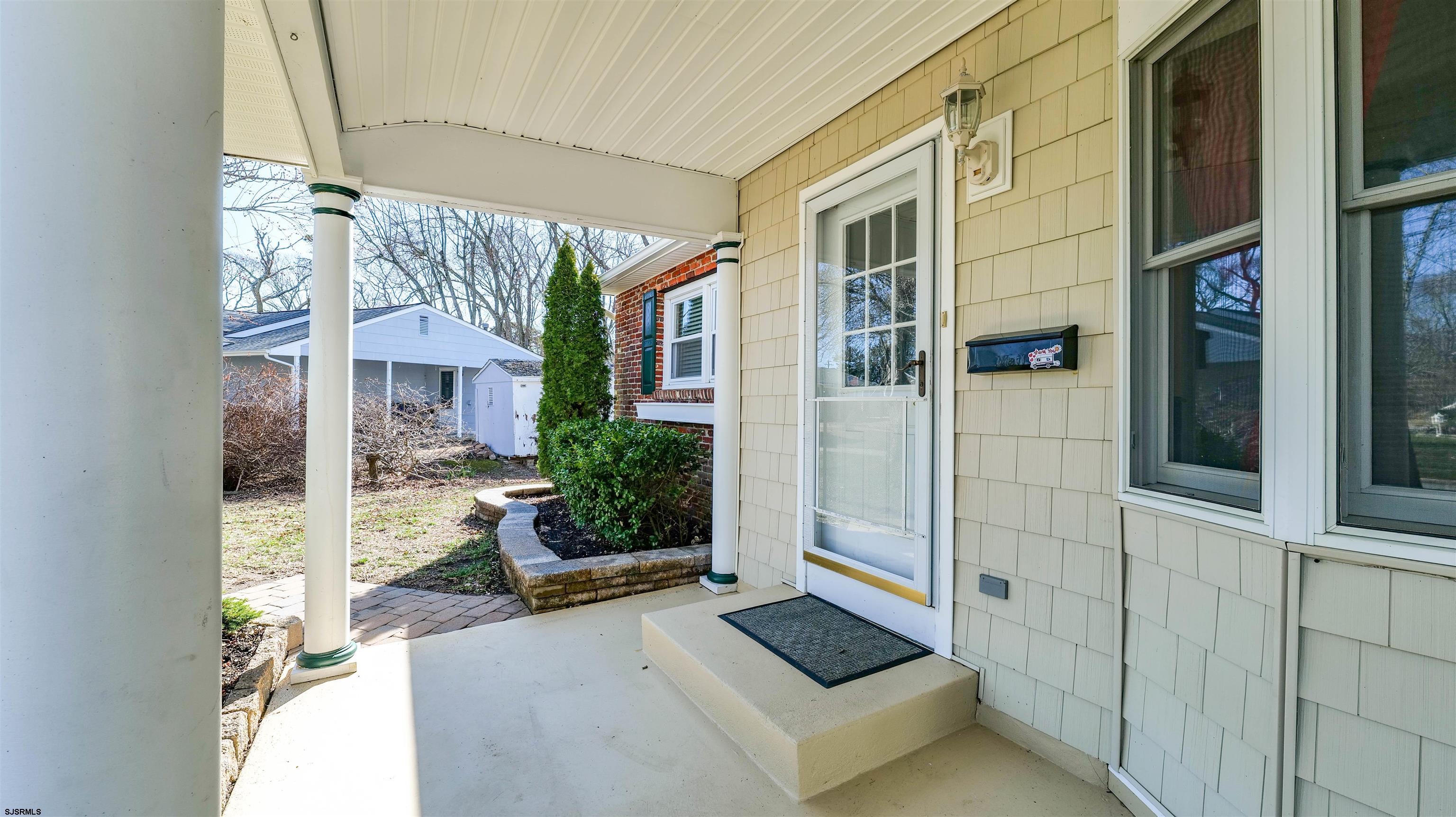 6 Fresh Spring Cove Somers Point, NJ 08244 - Photo 4 of 32 Gallery Image 4