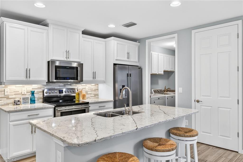 14835 Edgewater Circle Naples, FL 34114 - Photo 10 of 49