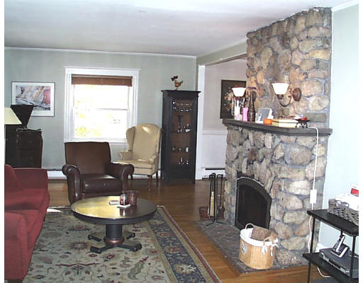 9 Q Street Hull, MA 02045 - Photo 3 of 19 Gallery Image 3