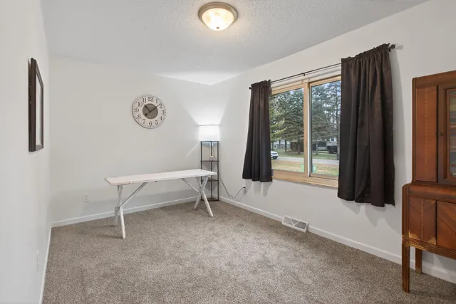 $209,900 | 472 Maitland Drive, Horton, MI 49246