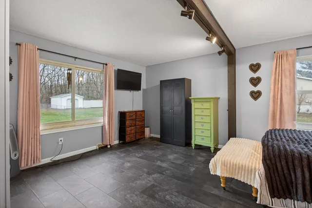 $209,900 | 472 Maitland Drive, Horton, MI 49246