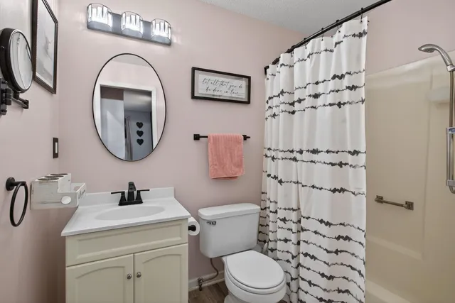 $209,900 | 472 Maitland Drive, Horton, MI 49246