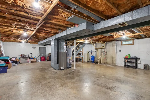 $209,900 | 472 Maitland Drive, Horton, MI 49246