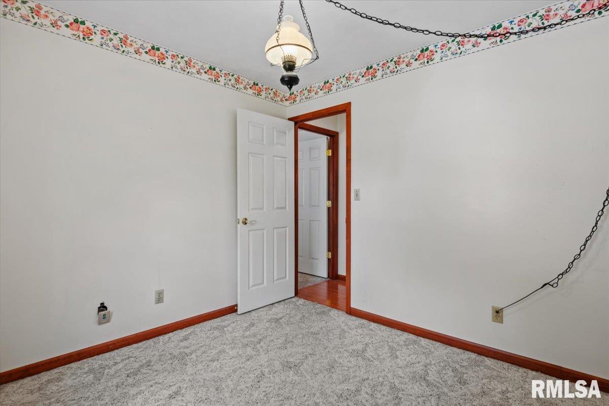 1821 Denton Street Springfield, IL 62702 - Photo 16 of 32 Gallery Image 16