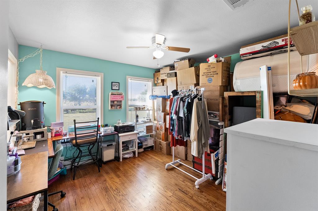 17215 Tarlton Road Mabank, TX 75147 - Photo 27 of 34 a view of a room with gym equipment